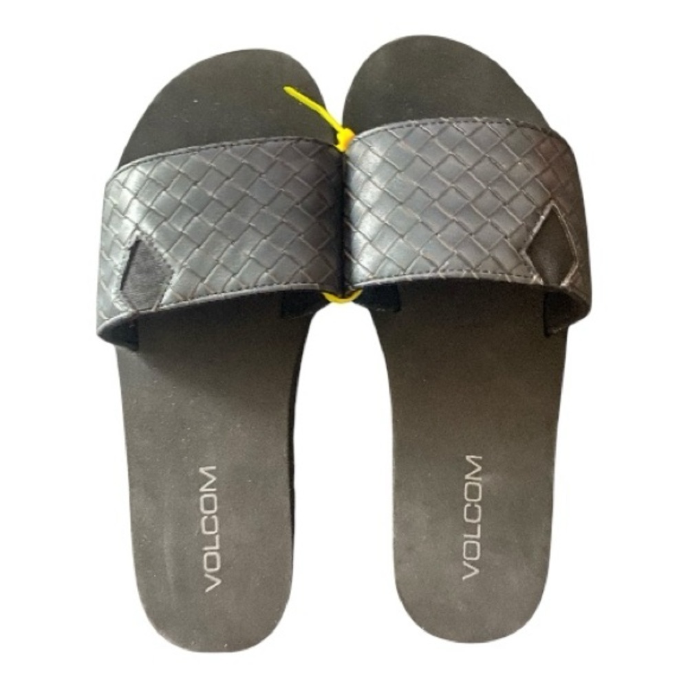 NWOT-VOLCOM-NOT SO SIMPLE-BLACK PLATFORM SLIDES-SIZE 8